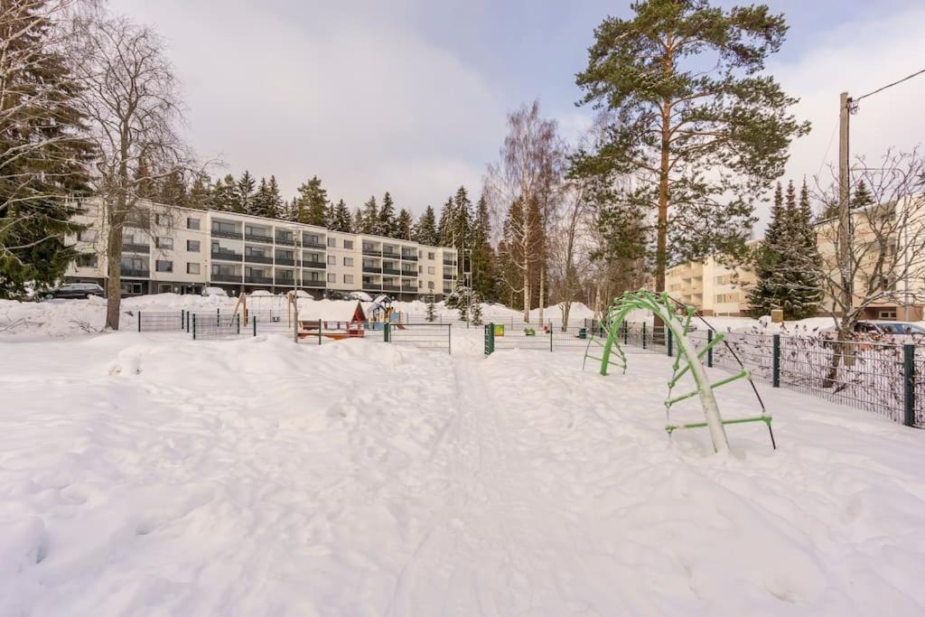 Valoisa Huoneisto Jossa Erinomaiset Vuoteet. มิกเกลี ภายนอก รูปภาพ